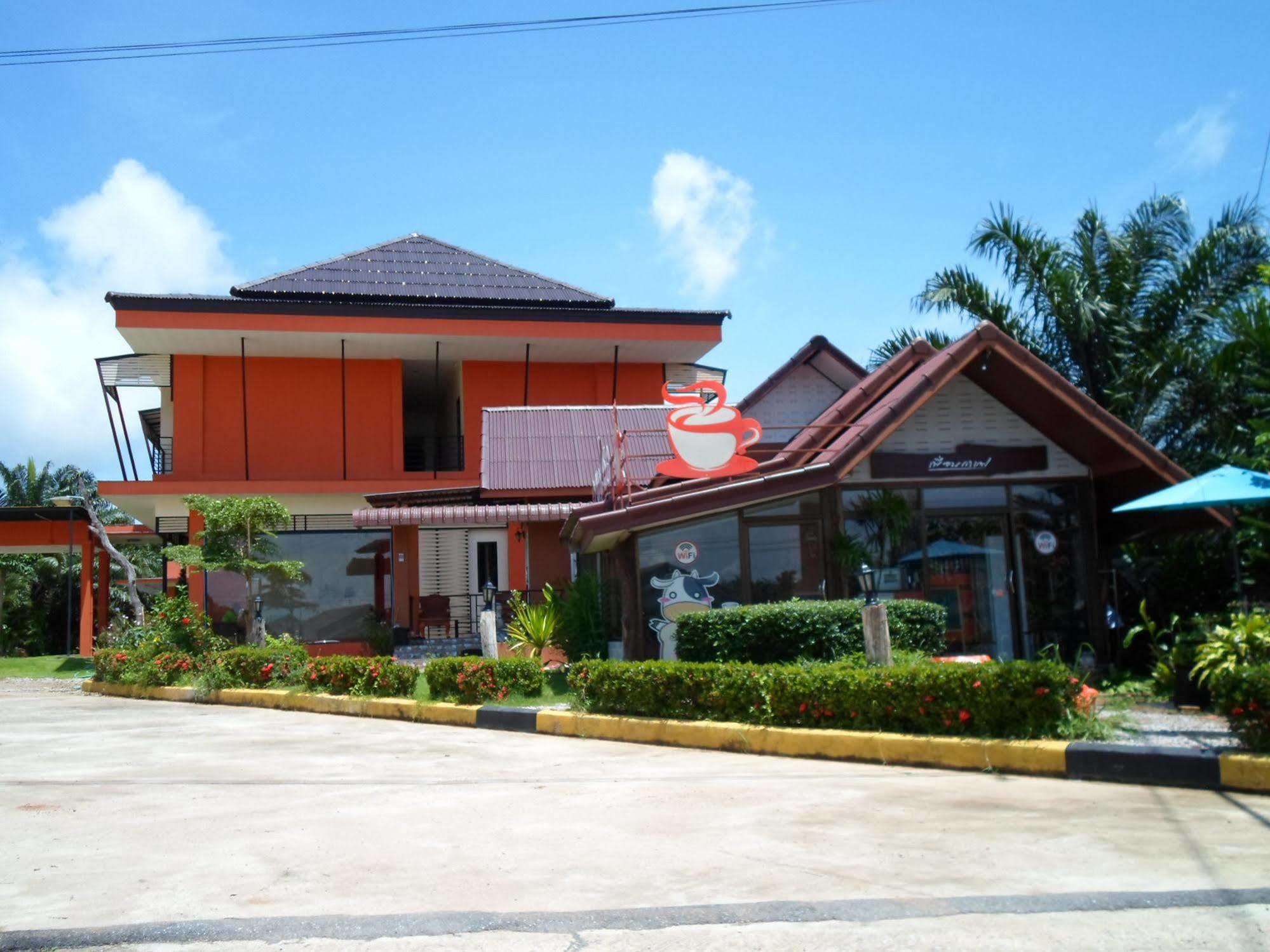 Bantatuk Resort & Restaurant Ban Tha Khun Ngoại thất bức ảnh