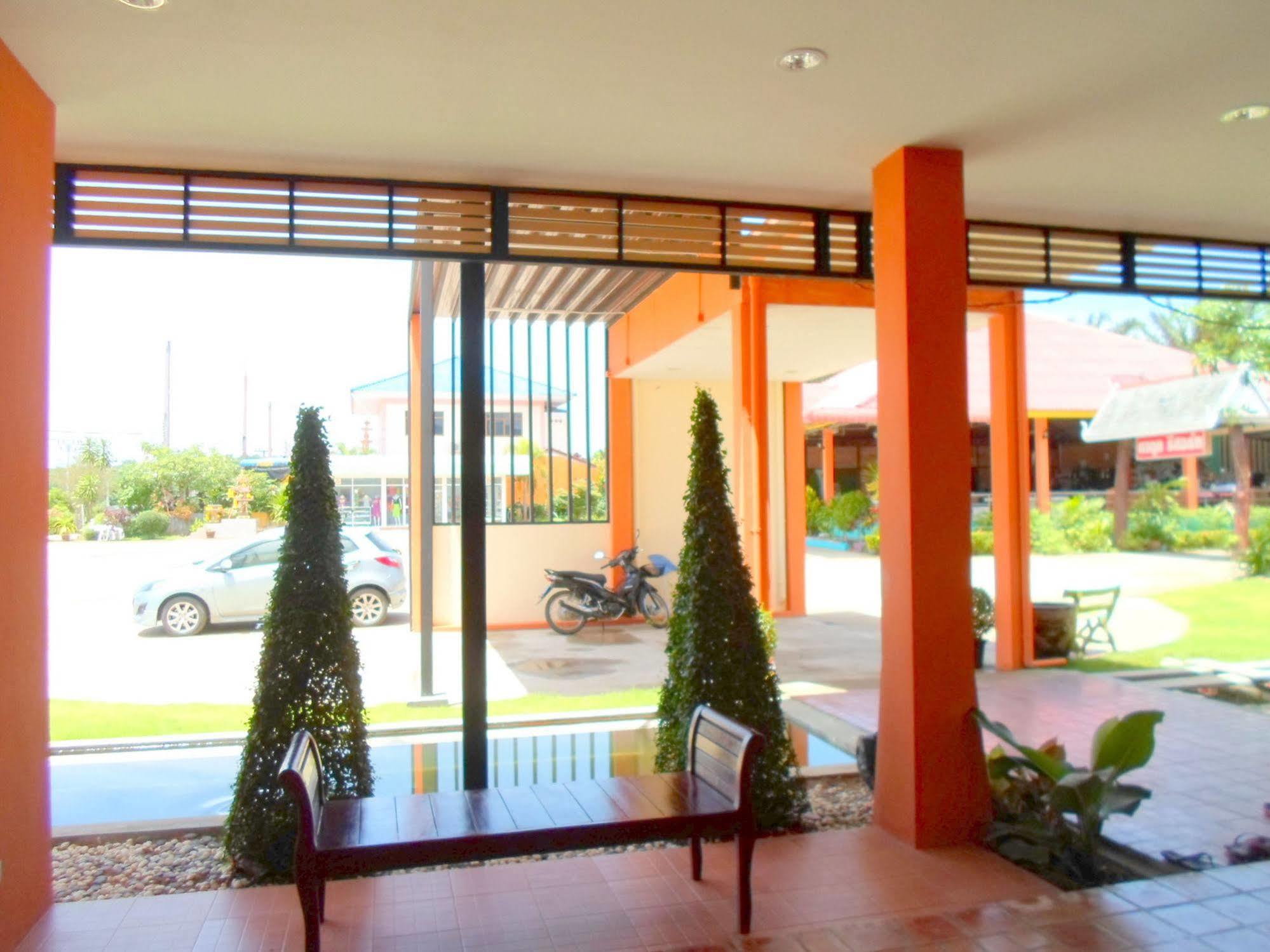 Bantatuk Resort & Restaurant Ban Tha Khun Ngoại thất bức ảnh