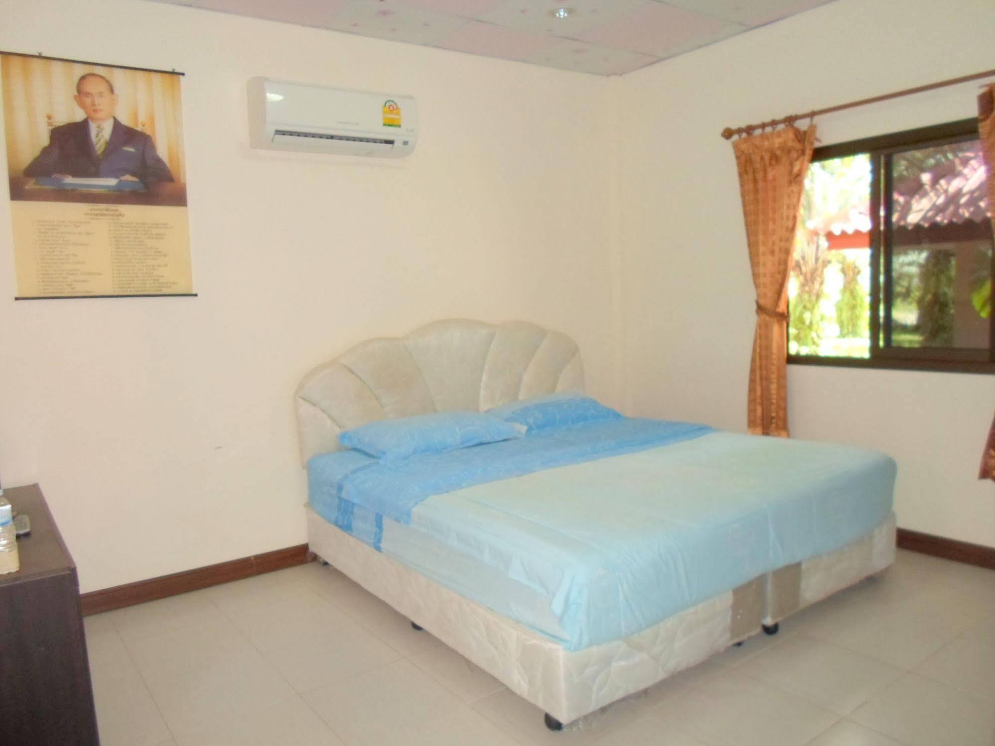 Bantatuk Resort & Restaurant Ban Tha Khun Ngoại thất bức ảnh